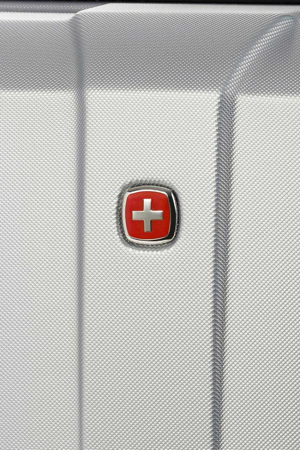 SWISSGEAR 3750 18" Carry On Hardside Spinner Luggage - Silver> Hardside