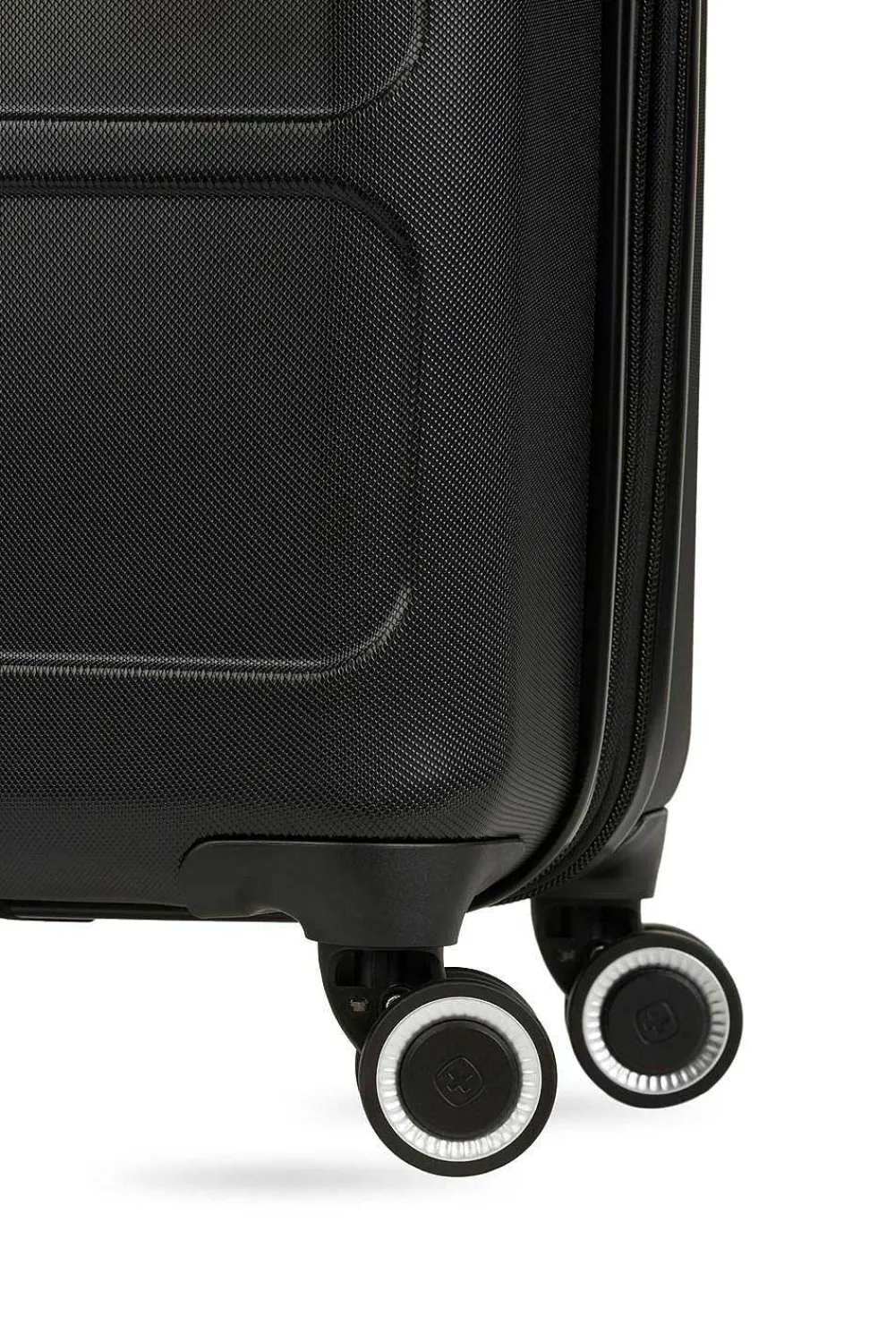 SWISSGEAR 8090 20" Expandable Hardside Spinner Luggage Carry On> Carry-On