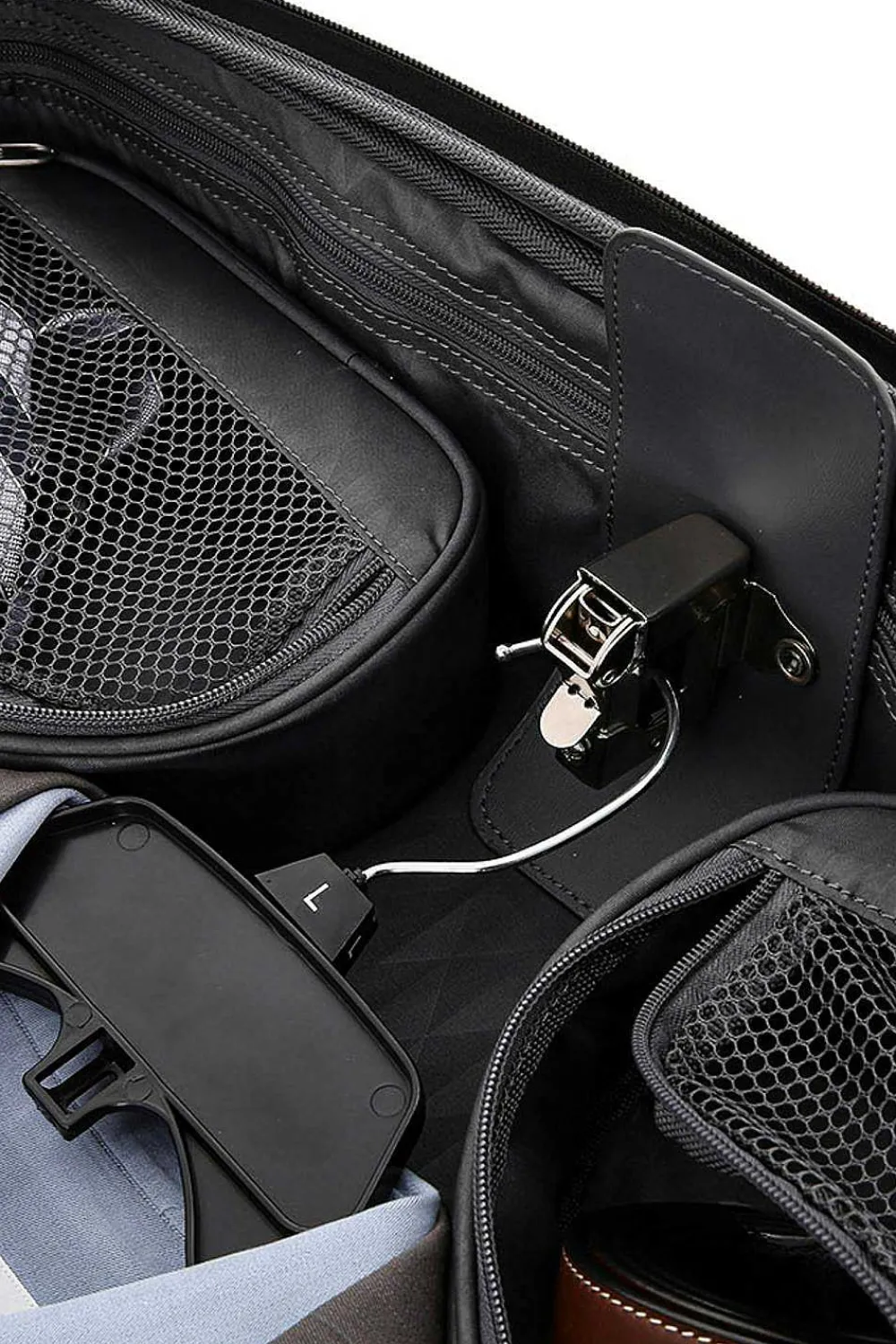 SWISSGEAR 6590 20" Garment Upright Carry On Wheeled Luggage - Black> New Arrivals
