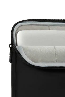 SWISSGEAR 2672 16 Inch Padded Laptop Sleeve - Black><noscript><img width=