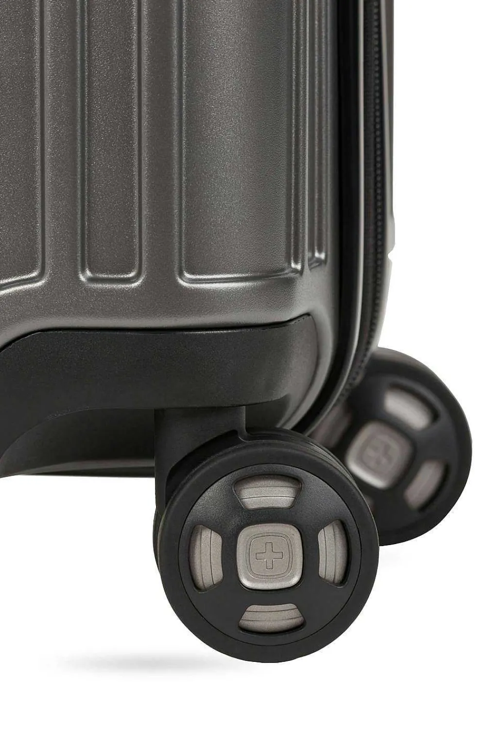 SWISSGEAR 7910 20" Usb Expandable Carry On Hardside Spinner Luggage - Gun Metal> Hardside
