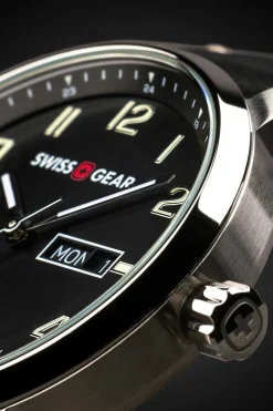 SWISSGEAR Legacy Watch - Black/Silver><noscript><img width=
