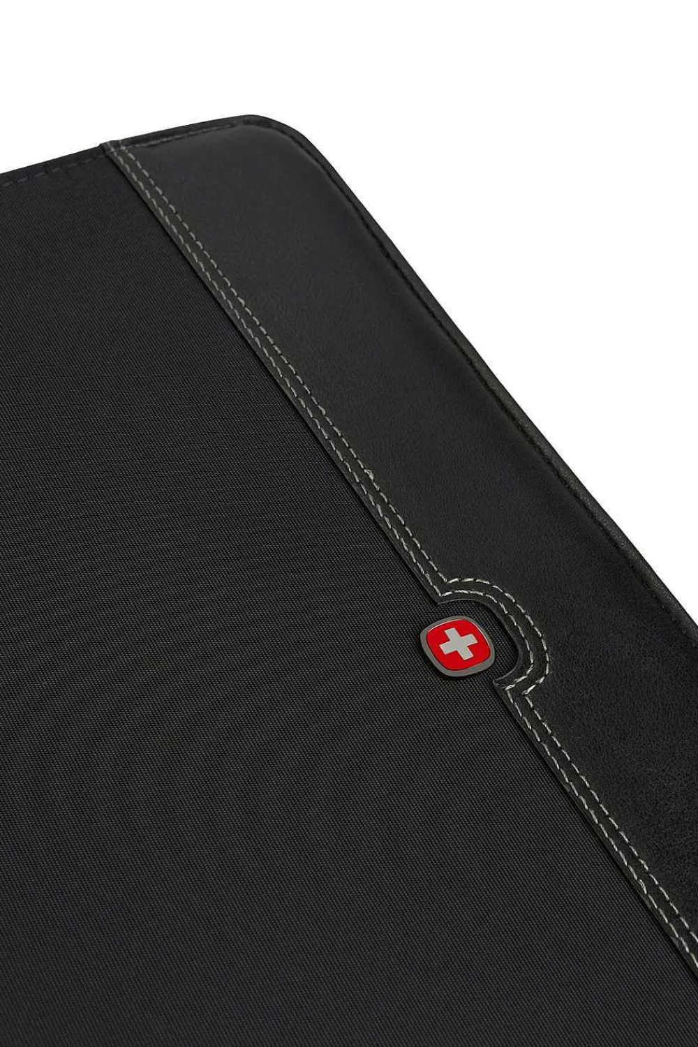 SWISSGEAR Wenger Objective Zippered Padfolio - Black> Wenger Accessories